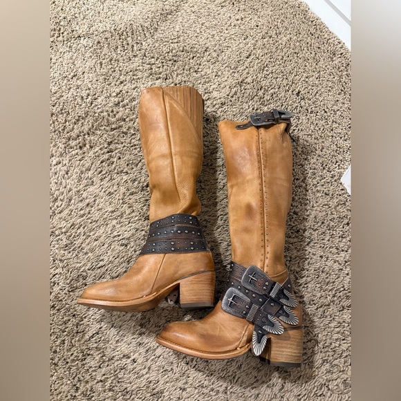 Freebird Cleo boots - size 5 - Picture 3 of 4